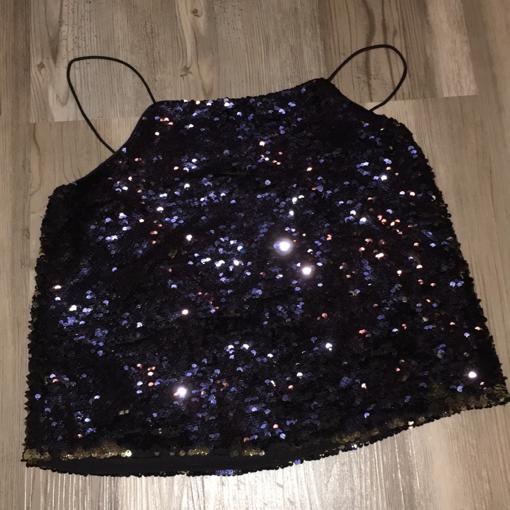 Gold and black color changing crop top